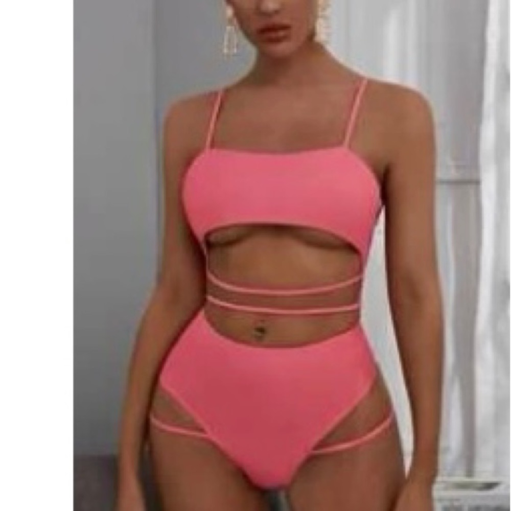One piece swim